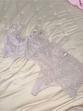 Victoria's Secret Lace Bralette & High-Cut Brief Set in Lavender